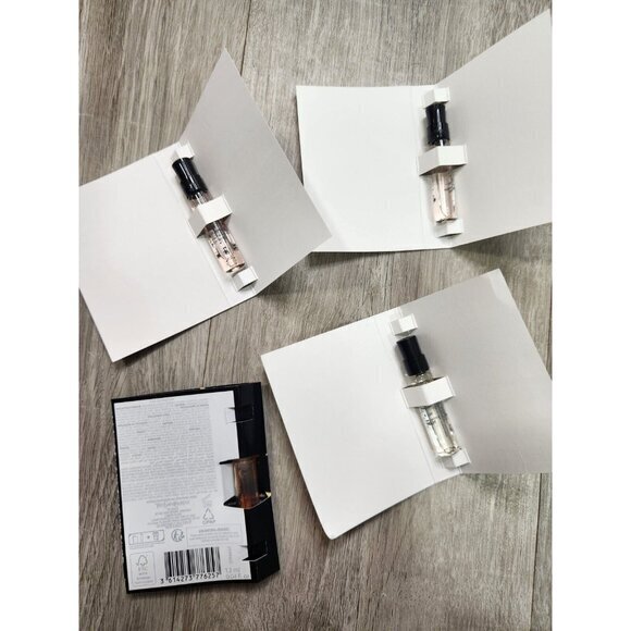 Yves Saint Laurent Lavalliere Blouse 24 Libre Sample Size Lot .06 fl oz - Picture 8 of 8